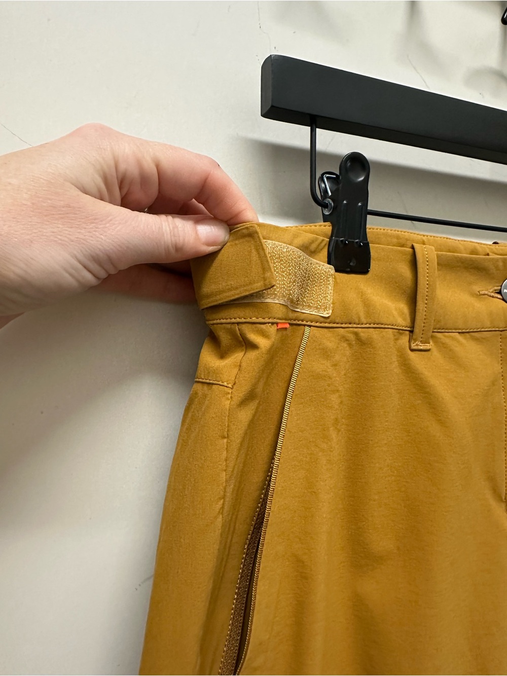 Mammut | Women’s size 8 shorts - Picture 5 of 7